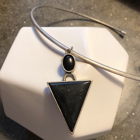 Boho Choker Silver and Black Triangle Stone accent - Picture 2 of 4
